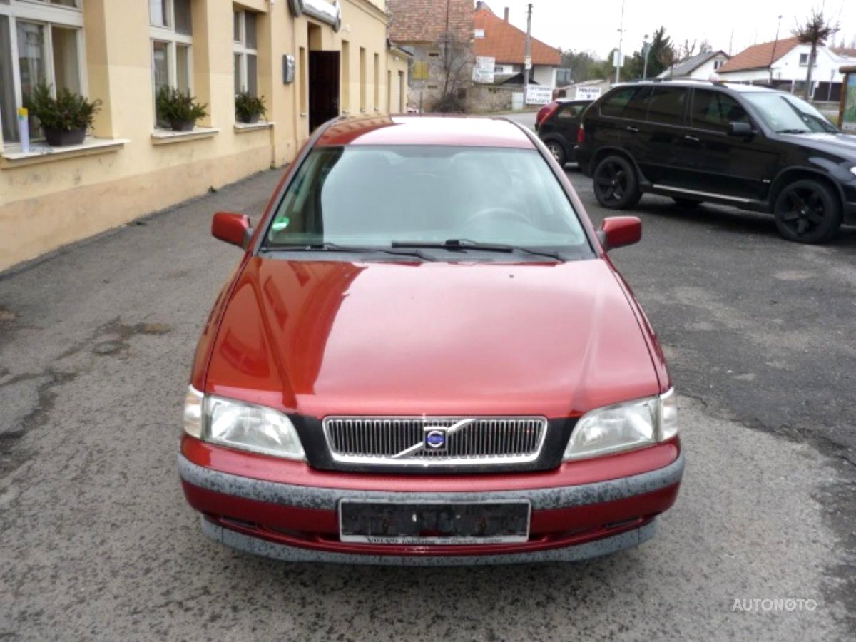 Volvo V40, 1999 - pohled č. 2