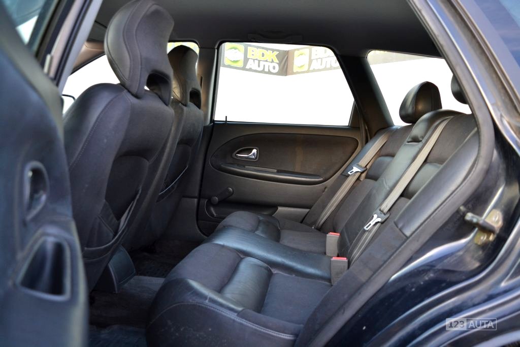 Volvo V40, 1997 - pohled č. 11