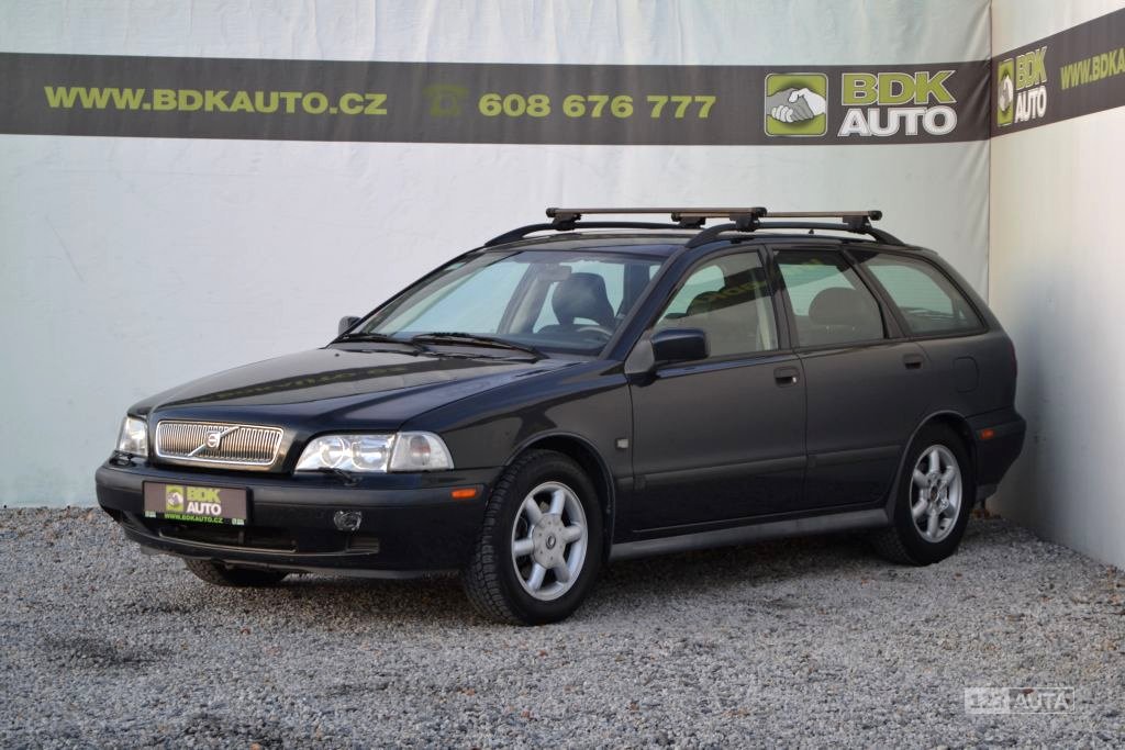 Volvo V40, 1997 - pohled č. 3