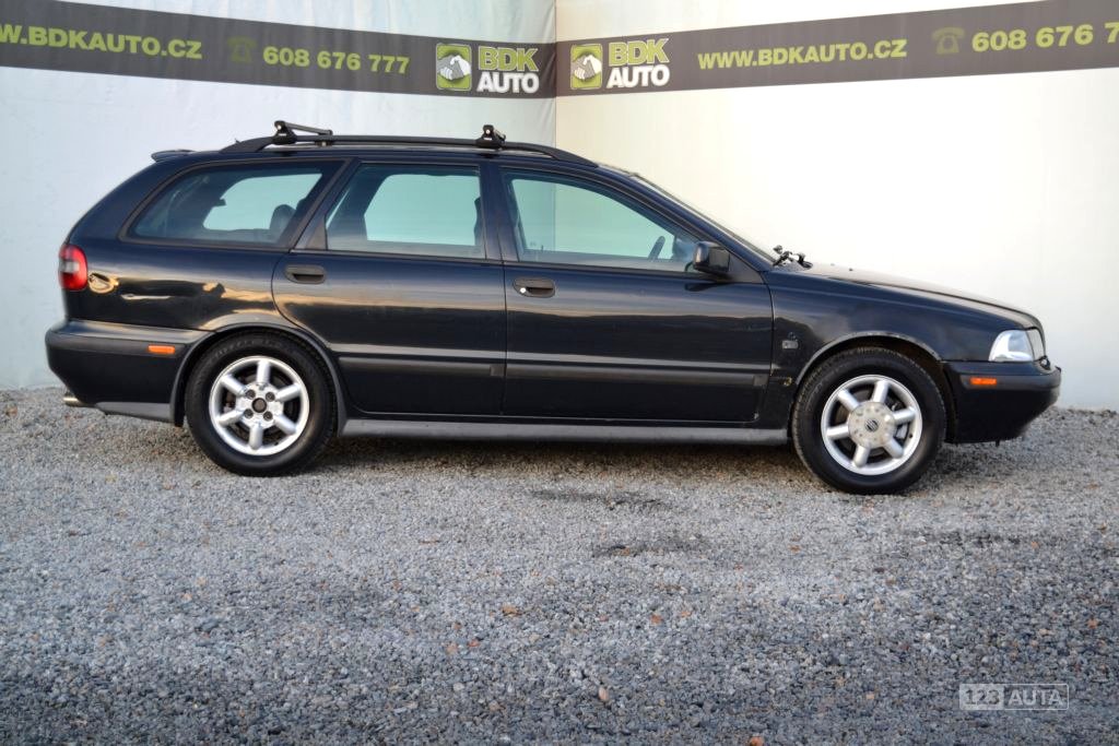 Volvo V40, 1997 - pohled č. 8