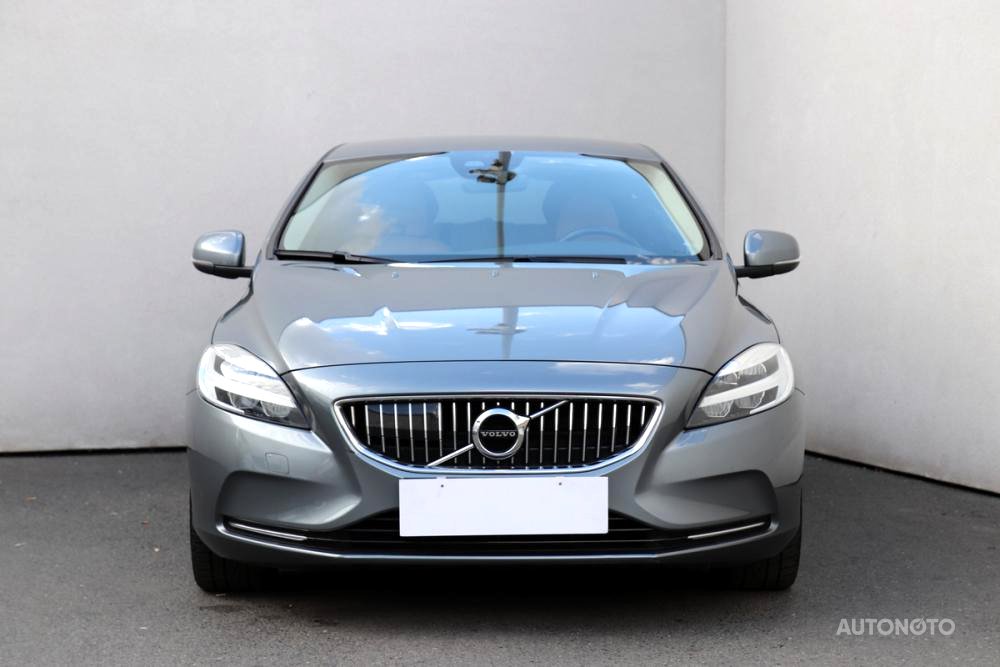 Volvo V40, 2017 - pohled č. 2