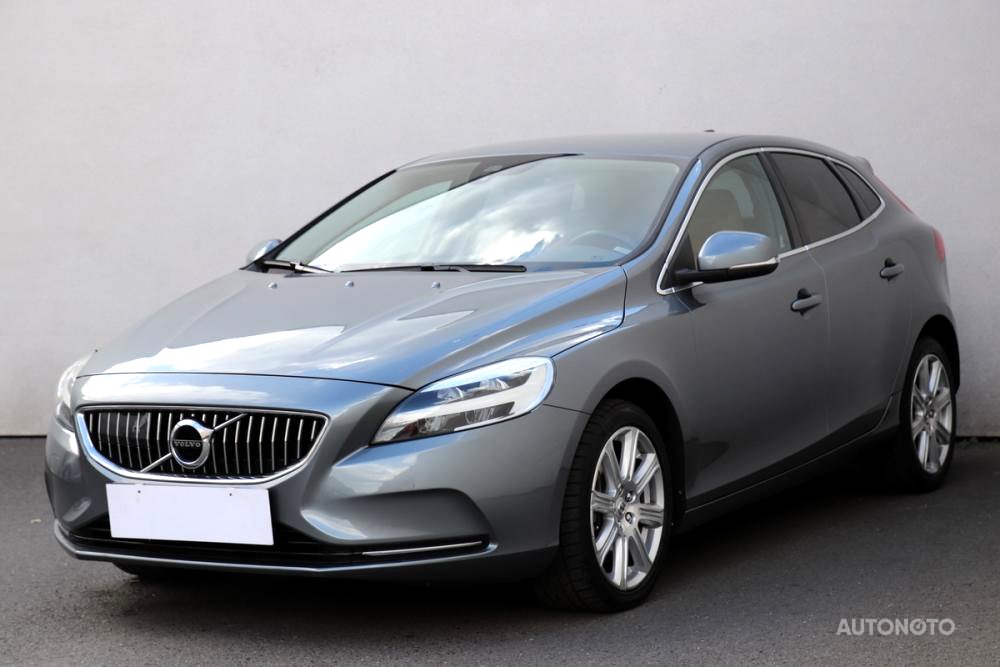 Volvo V40, 2017 - pohled č. 3