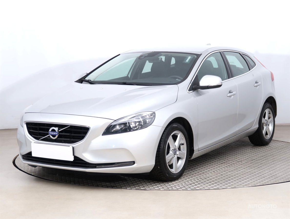Volvo V40, 2015 - pohled č. 3