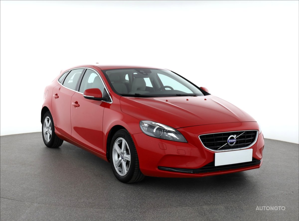 Volvo V40, 2016 - celkový pohled