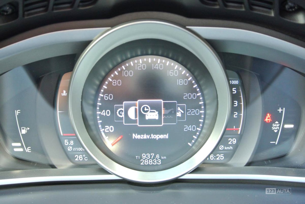 Volvo V40, 2016 - pohled č. 17