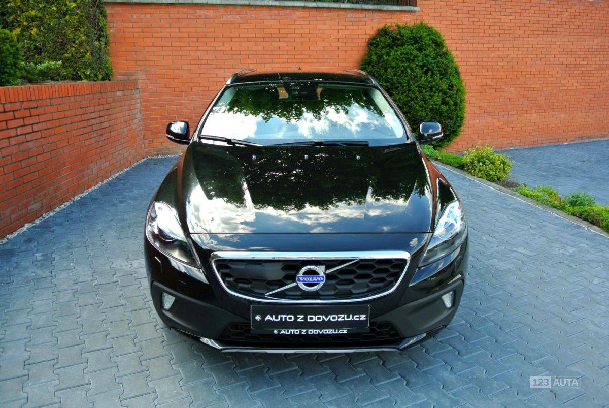 Volvo V40, 2016 - pohled č. 3