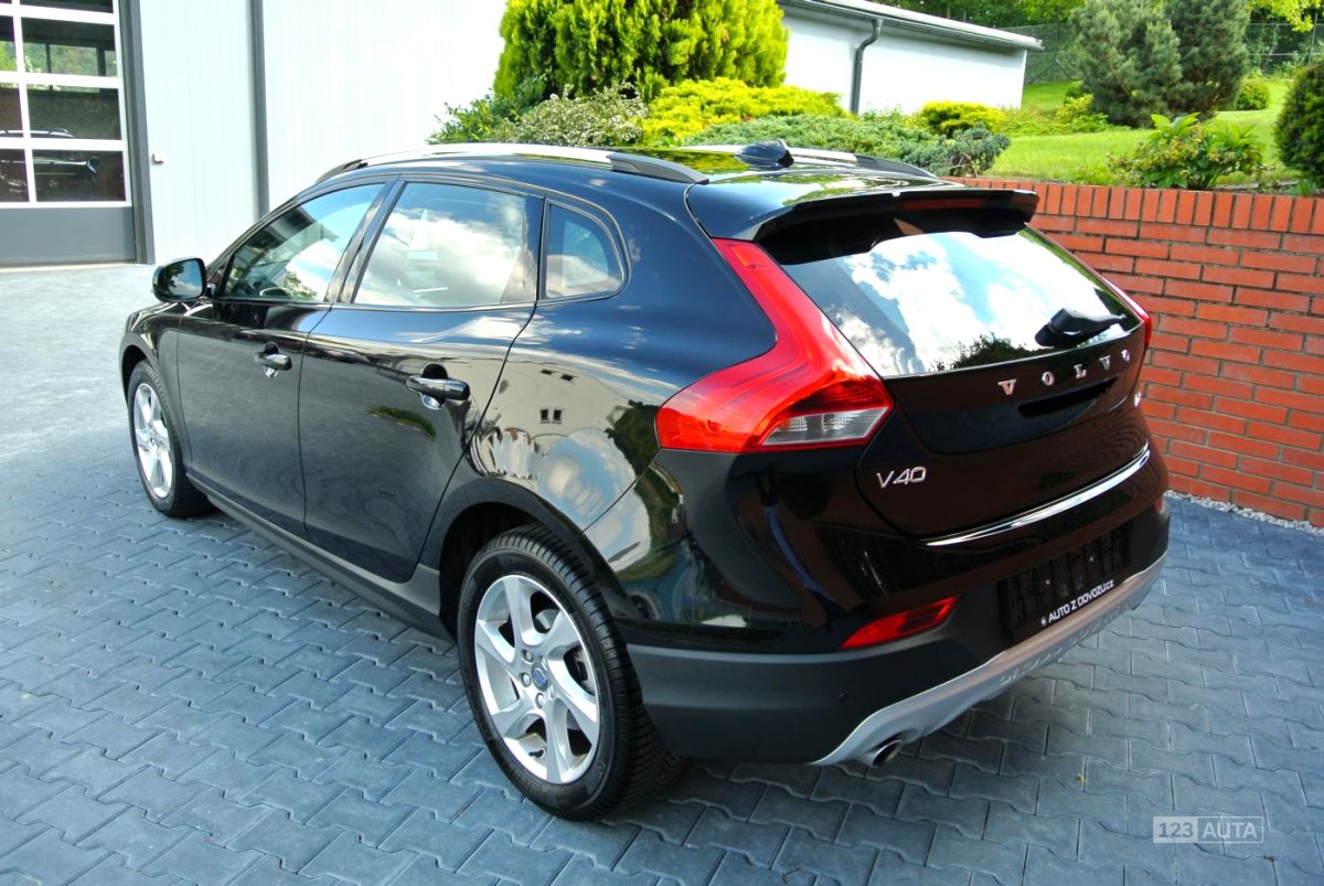 Volvo V40, 2016 - pohled č. 5