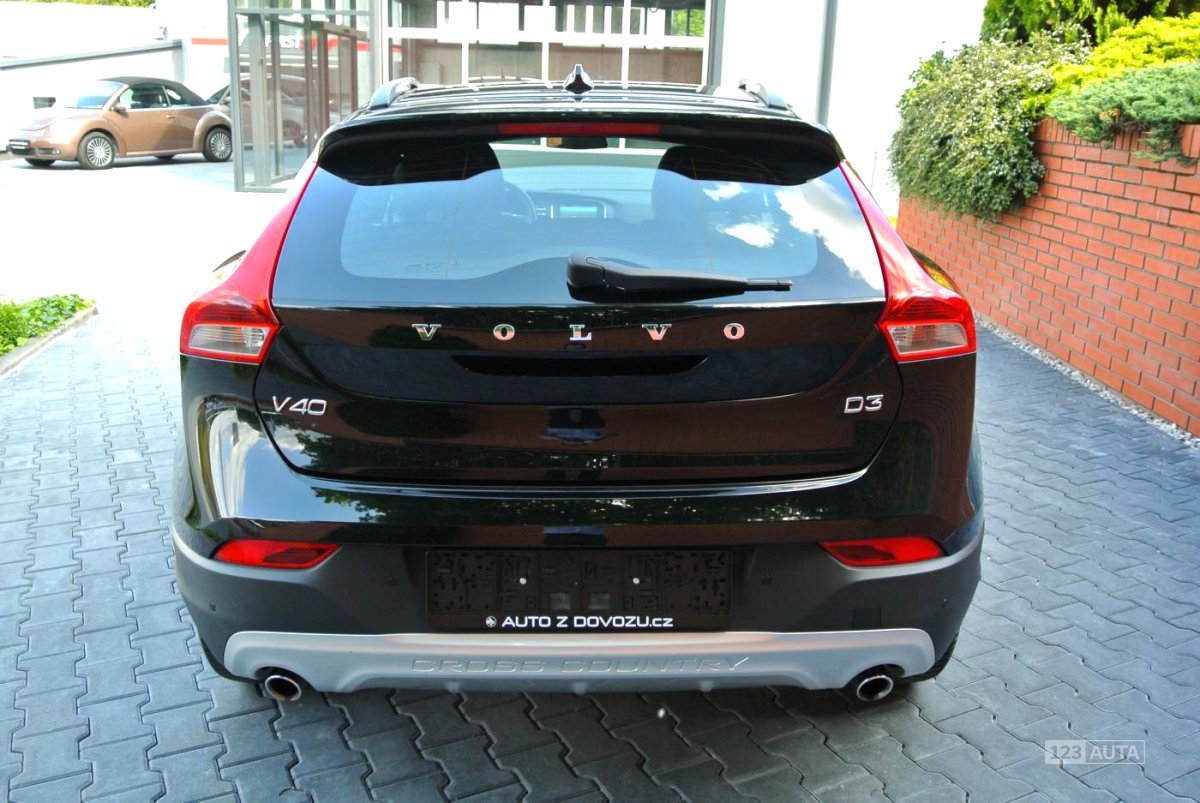 Volvo V40, 2016 - pohled č. 6