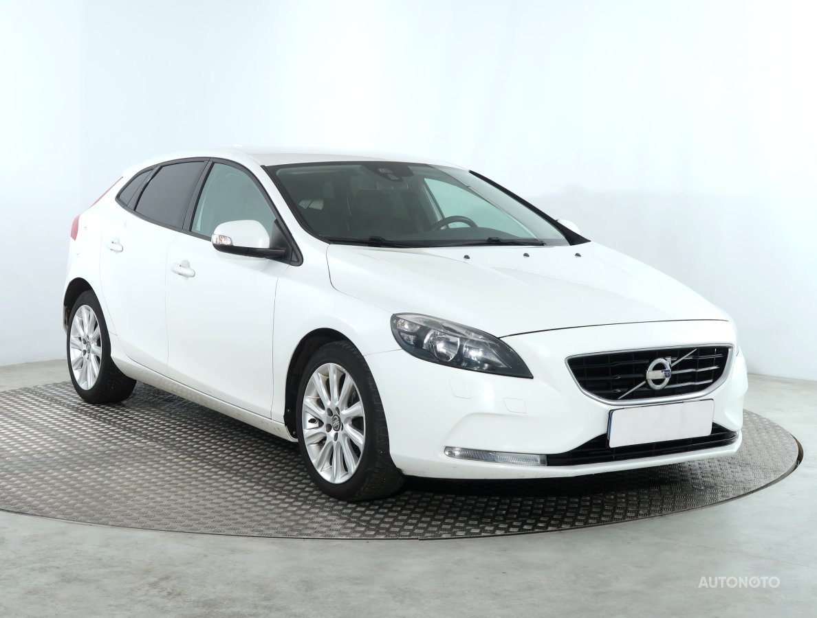 Volvo V40, 2013 - celkový pohled