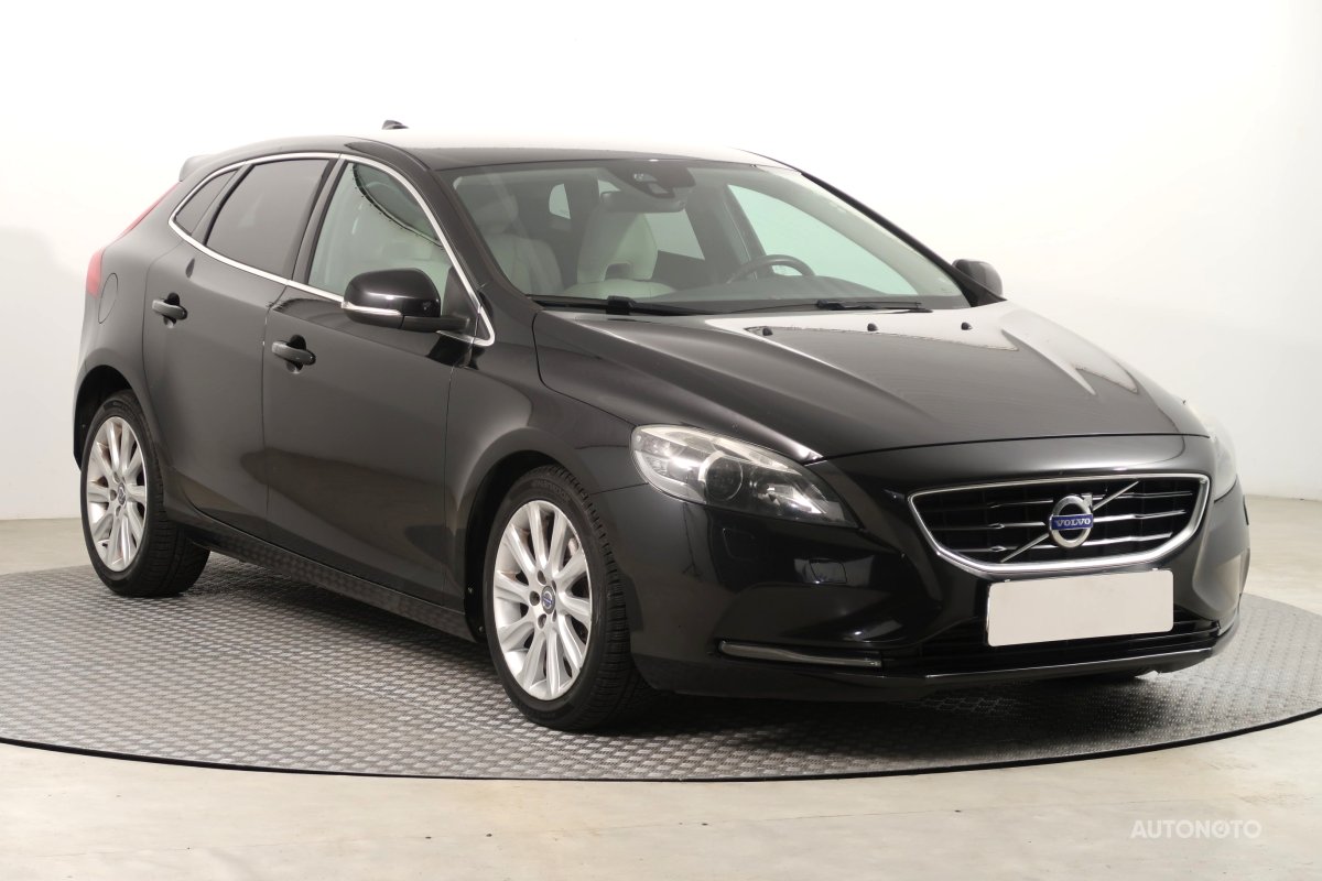Volvo V40, 2015 - pohled č. 1