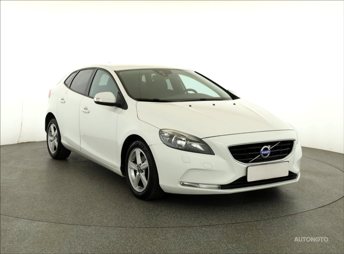 Volvo V40, 2014 - pohled č. 1