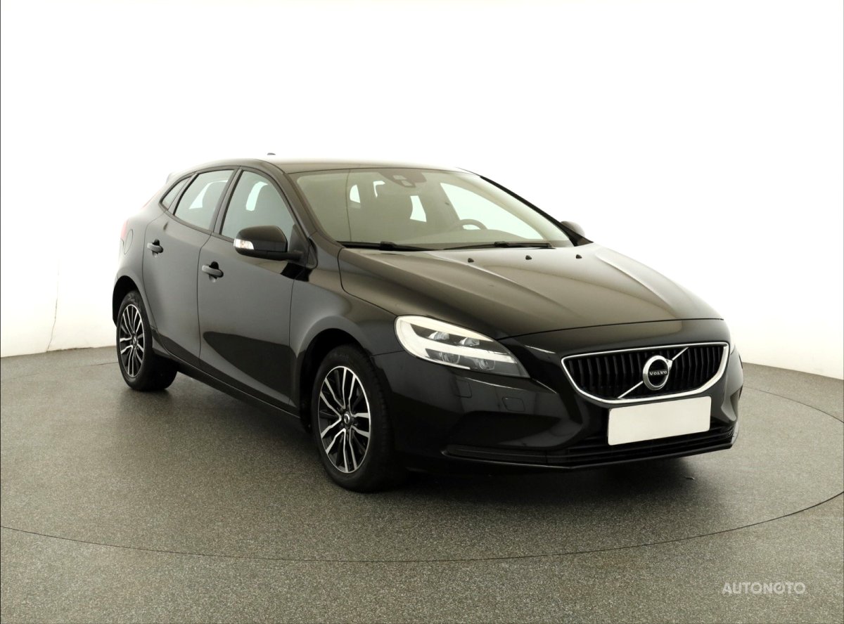 Volvo V40, 2018 - celkový pohled