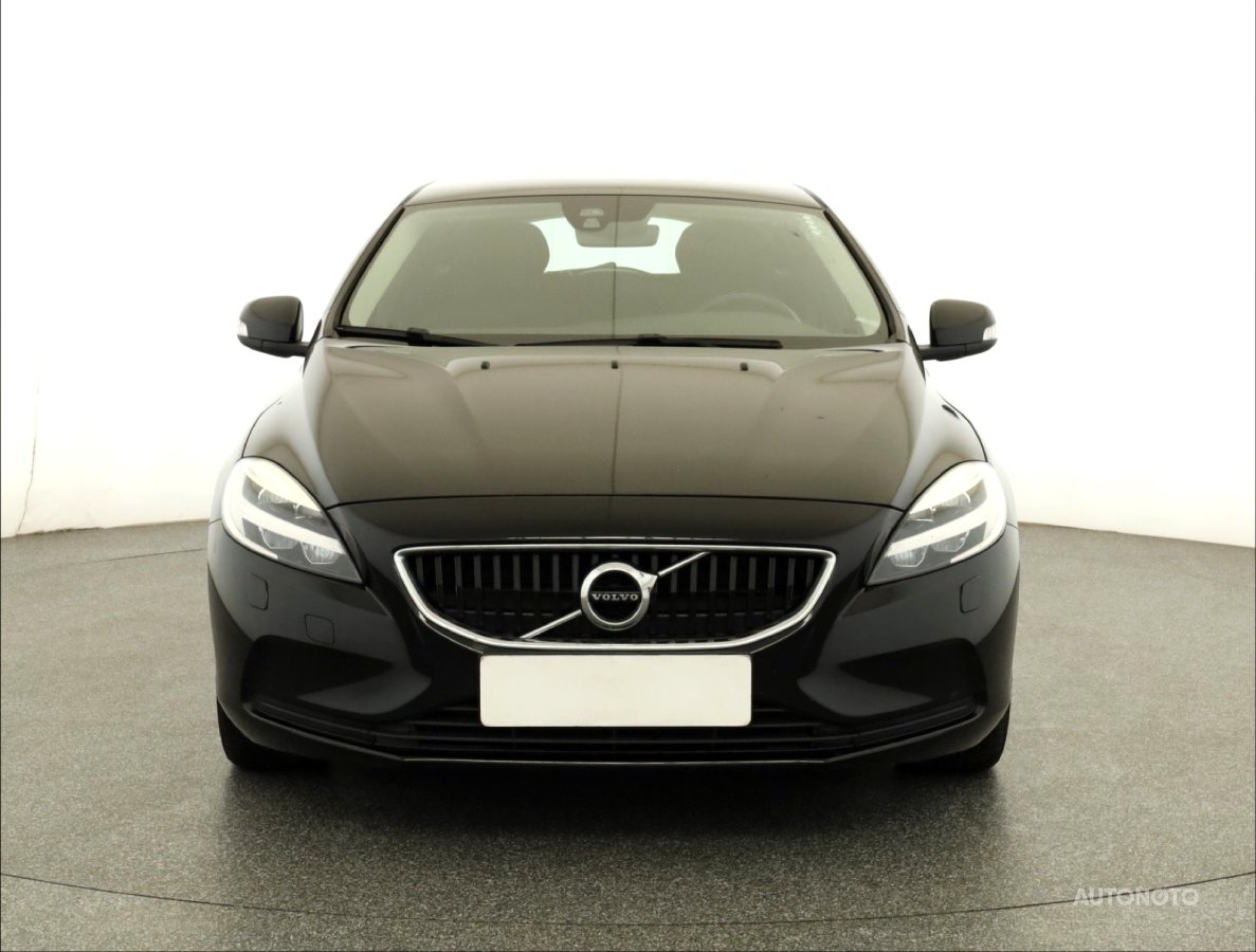 Volvo V40, 2018 - pohled č. 2