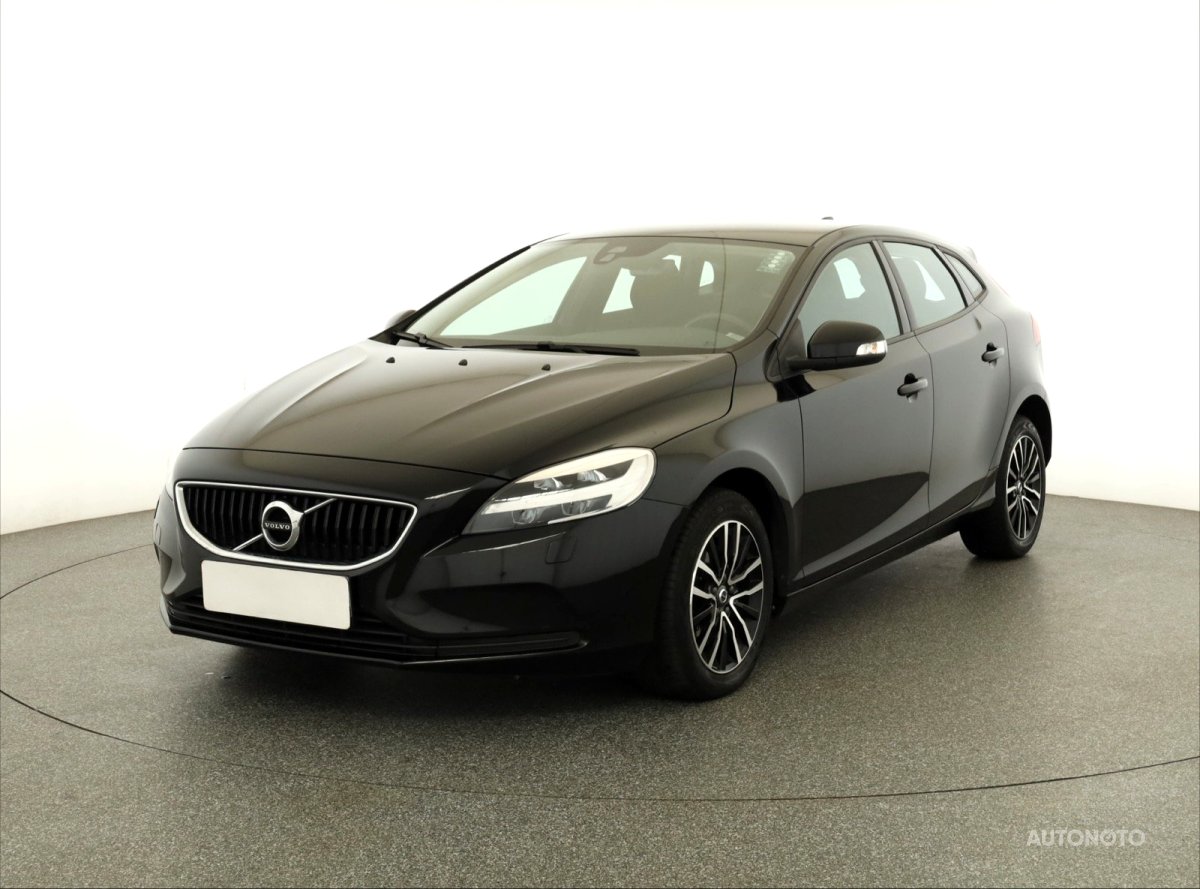 Volvo V40, 2018 - pohled č. 3