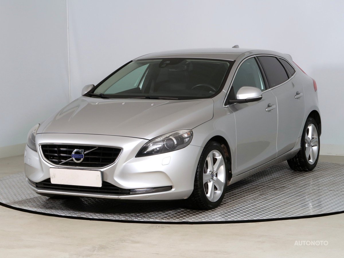 Volvo V40, 2015 - pohled č. 3