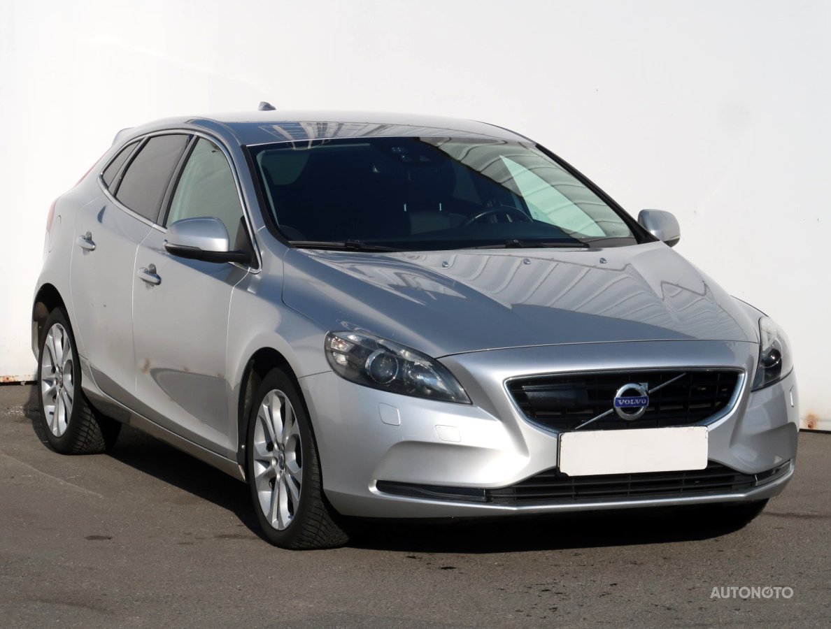 Volvo V40, 2016 - celkový pohled