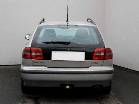 Volvo V40, 1998 - pohled č. 6