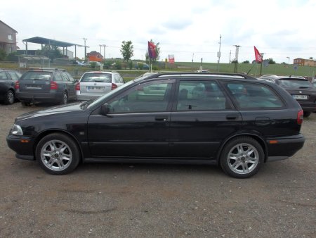 Volvo V40, 1999 - pohled č. 4