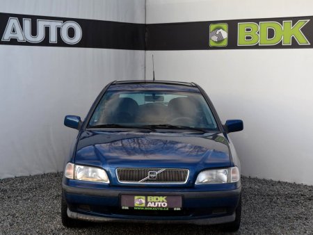 Volvo V40, 1998 - pohled č. 2