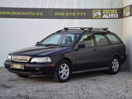 Volvo V40, 1997 - pohled č. 3