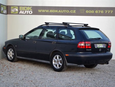 Volvo V40, 1997 - pohled č. 4