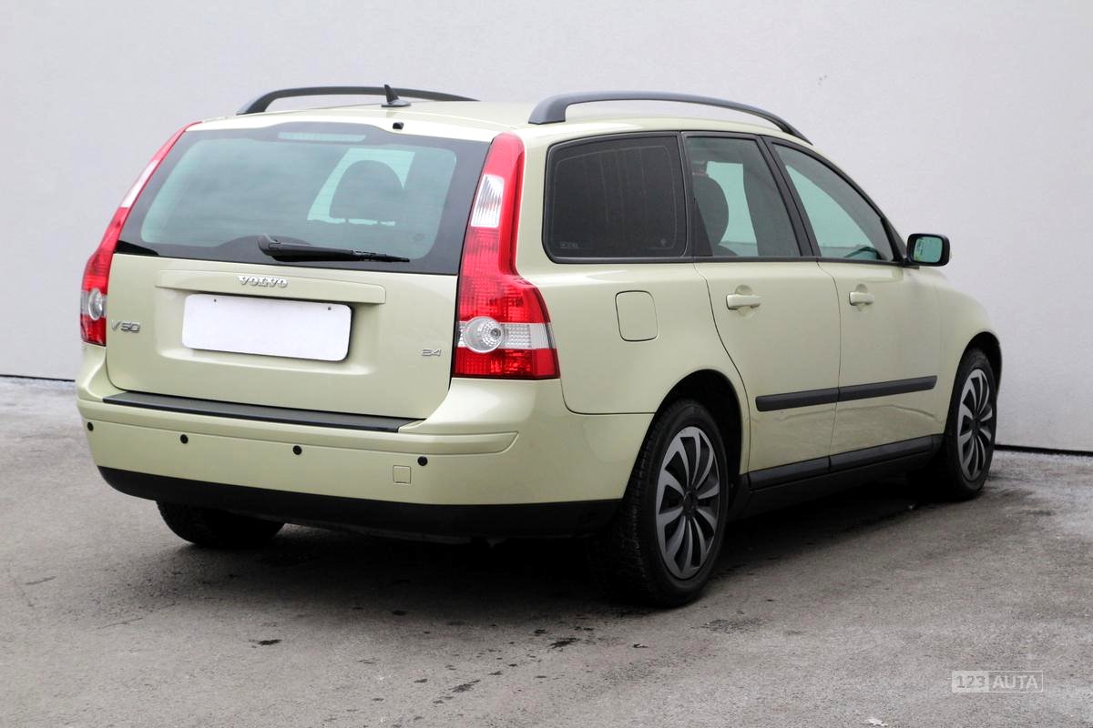 Volvo V50, 2004 - pohled č. 5