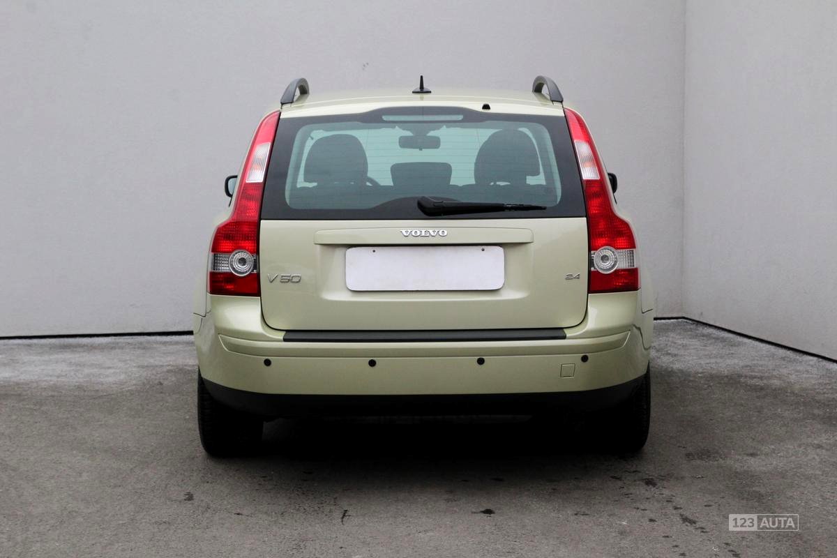 Volvo V50, 2004 - pohled č. 6