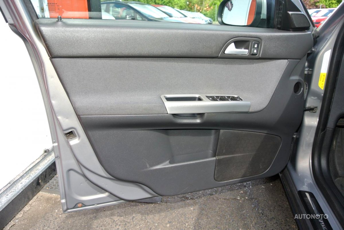 Volvo V50, 2006 - pohled č. 3