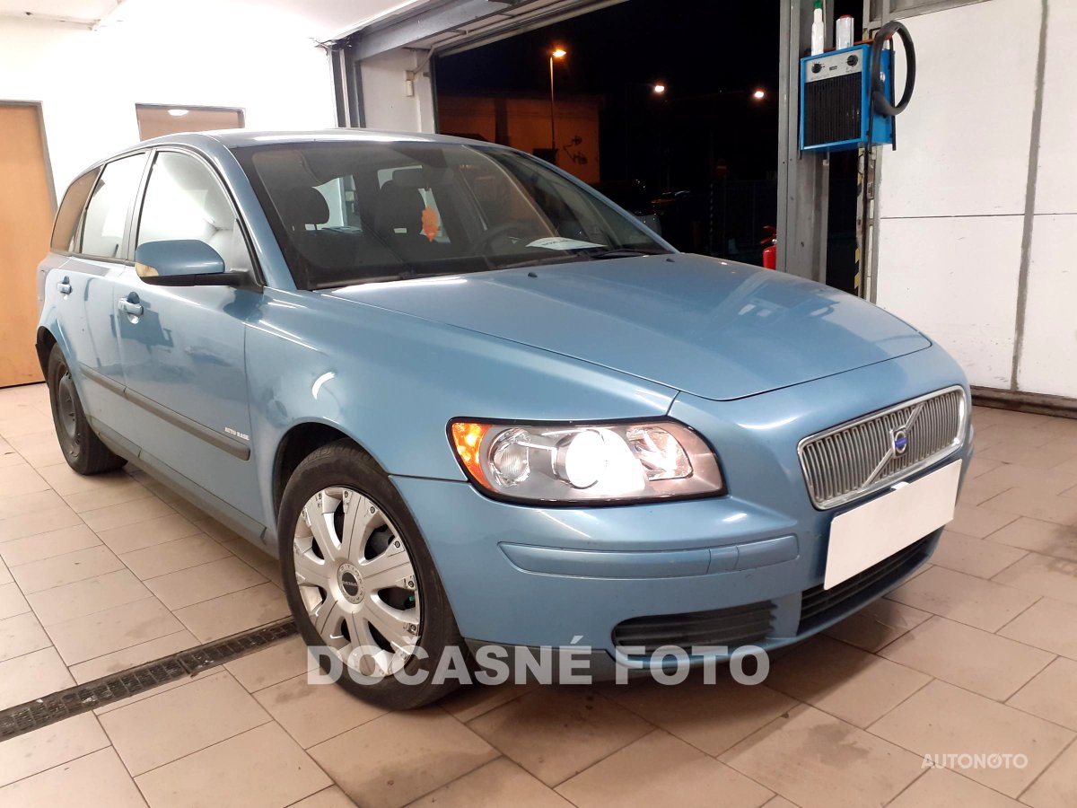 Volvo V50, 2004 - celkový pohled
