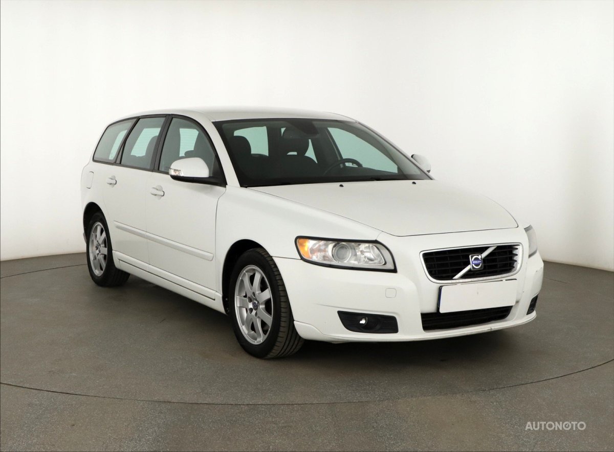 Volvo V50, 2010 - celkový pohled