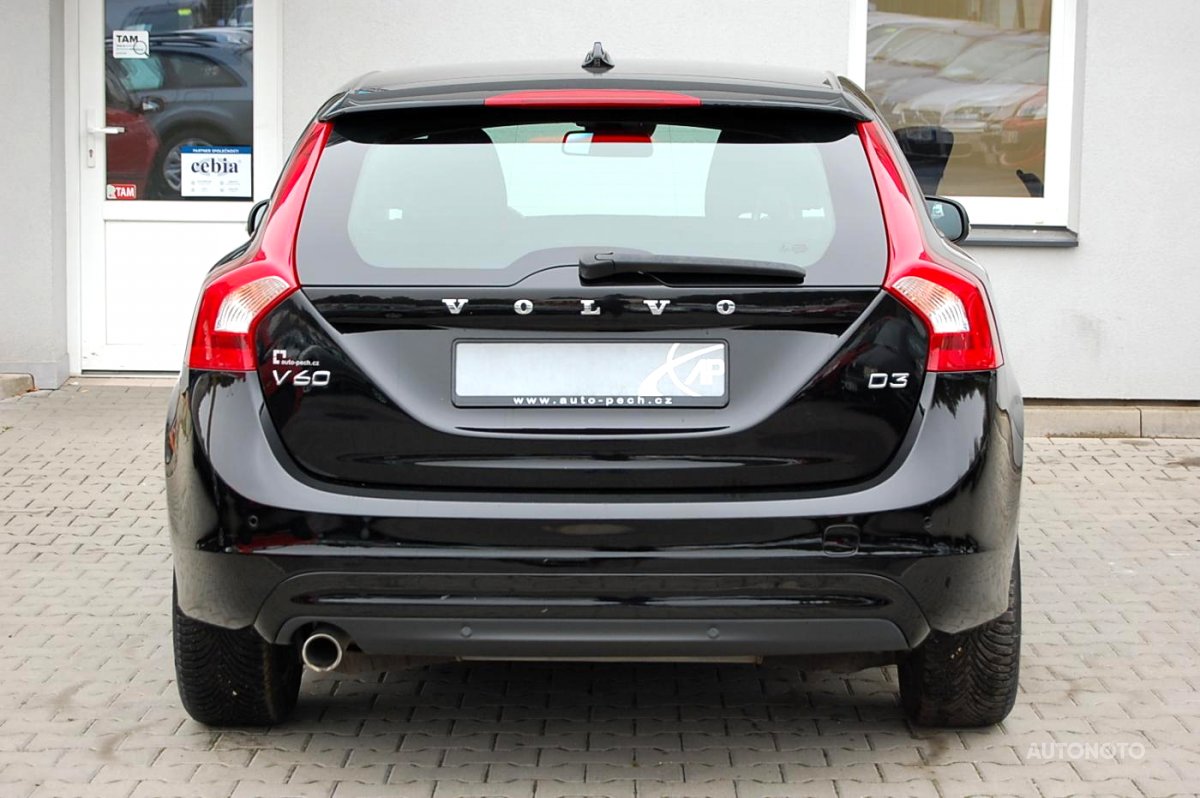 Volvo V60, 2015 - pohled č. 5