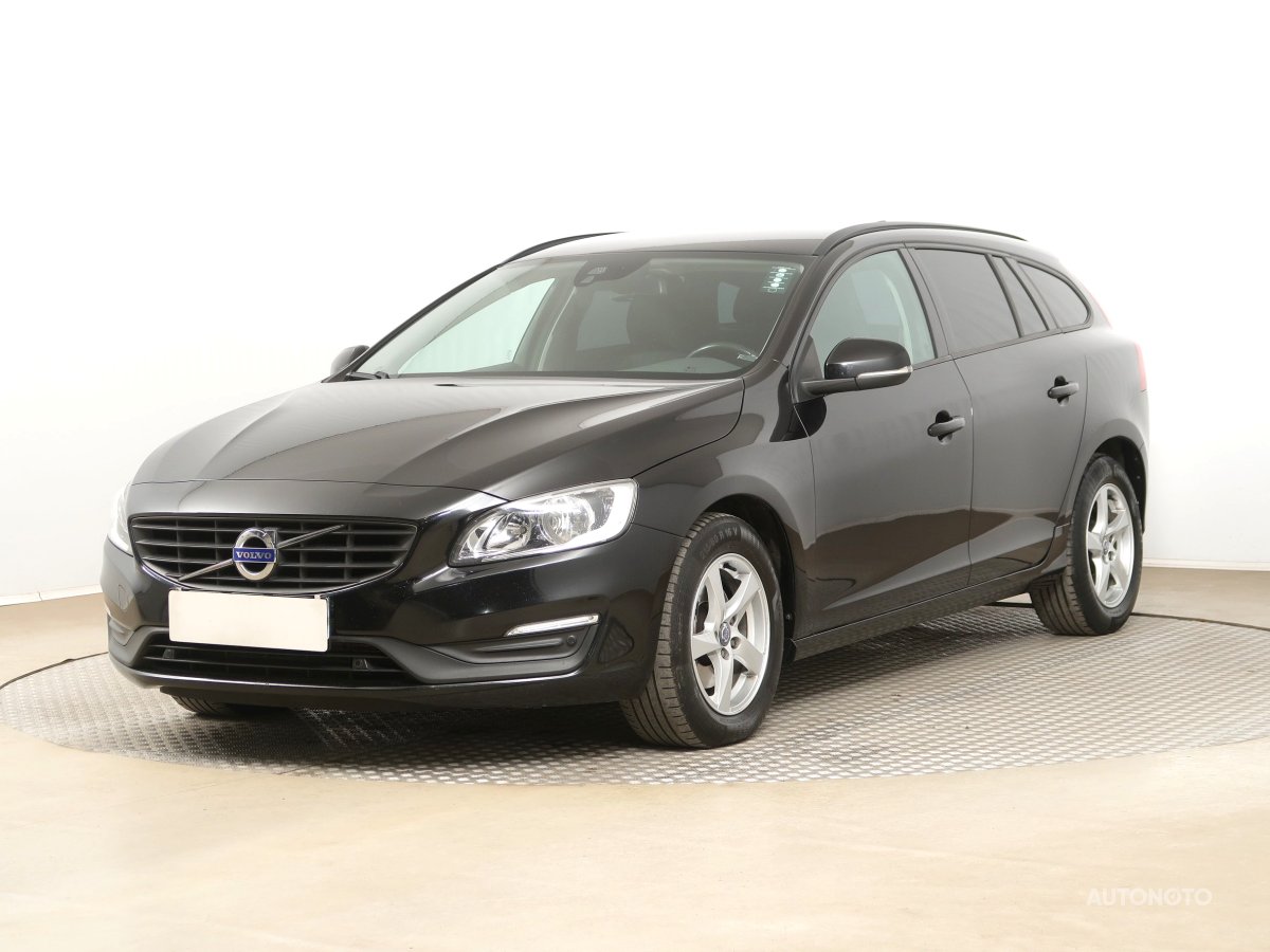 Volvo V60, 2015 - pohled č. 3