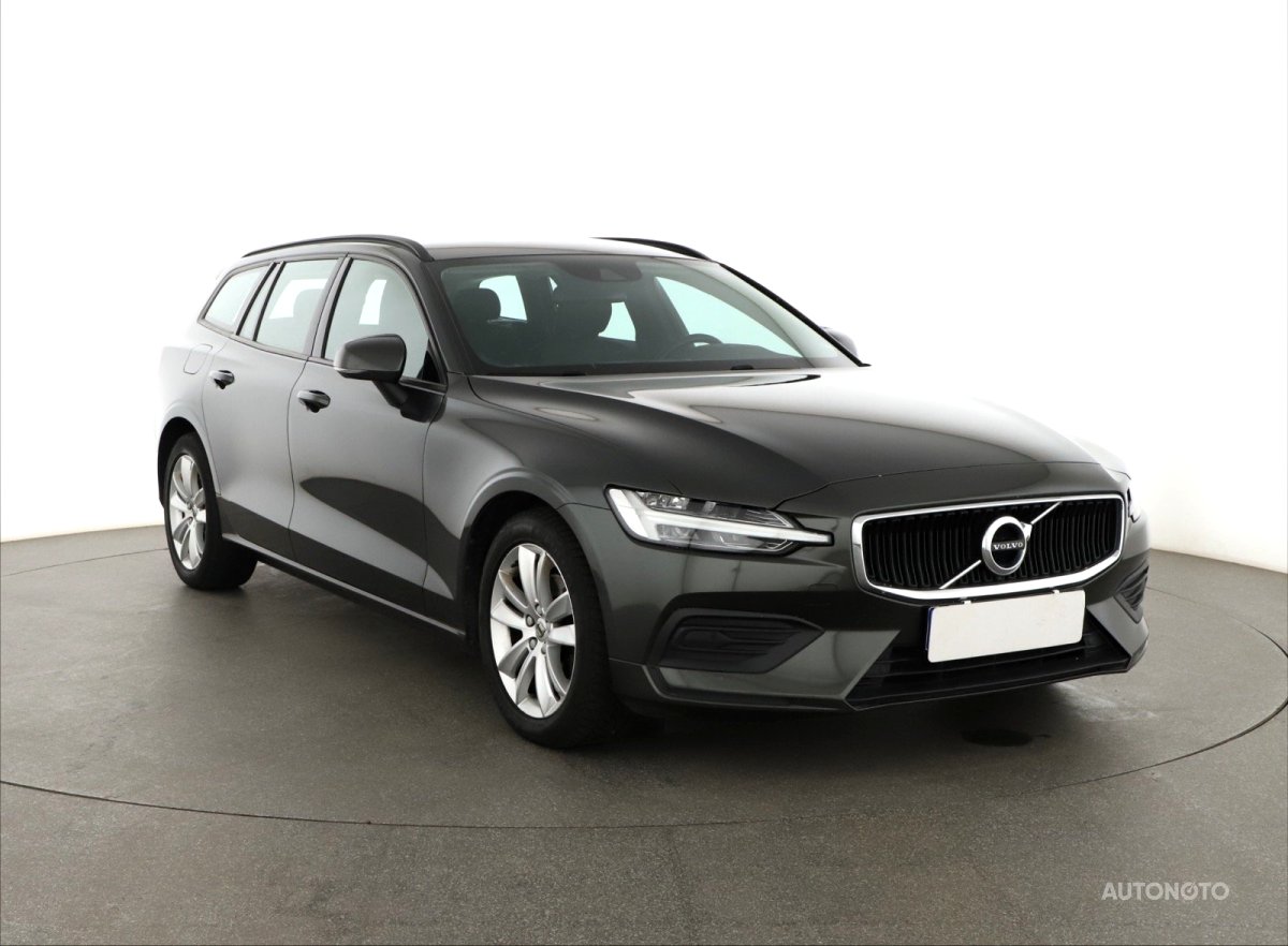 Volvo V60, 2020 - celkový pohled