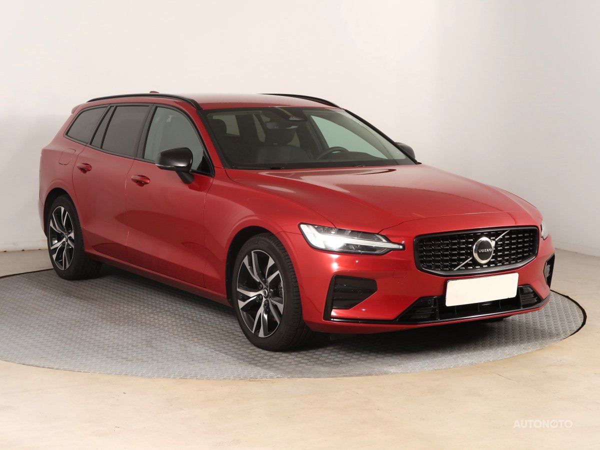Volvo V60, 2024 - celkový pohled
