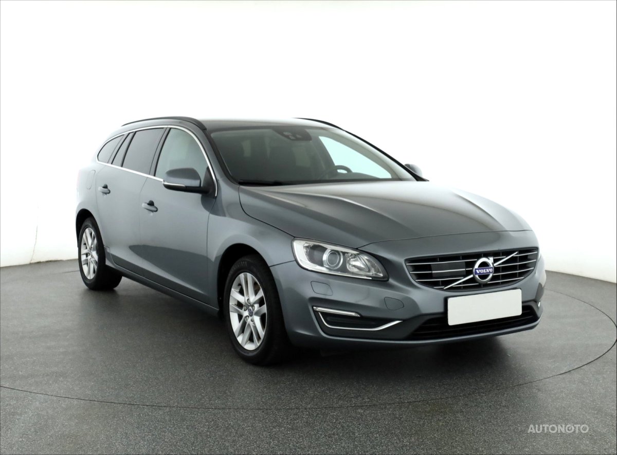 Volvo V60, 2015 - celkový pohled