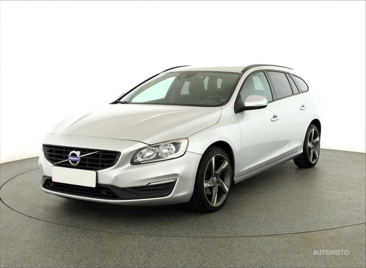 Volvo V60, 2017 - pohled č. 3