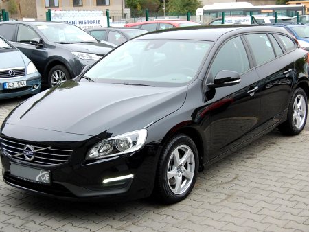 Volvo V60, 2015 - pohled č. 3