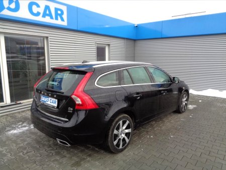 Volvo V60, 2015 - pohled č. 2