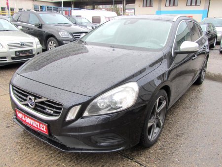 Volvo V60 2,4 D5 R-Design