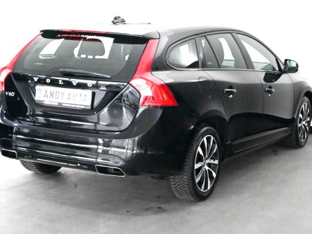 Volvo V60, 2017 - pohled č. 3