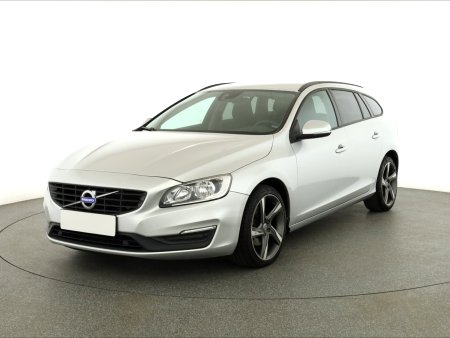 Volvo V60, 2017 - pohled č. 3