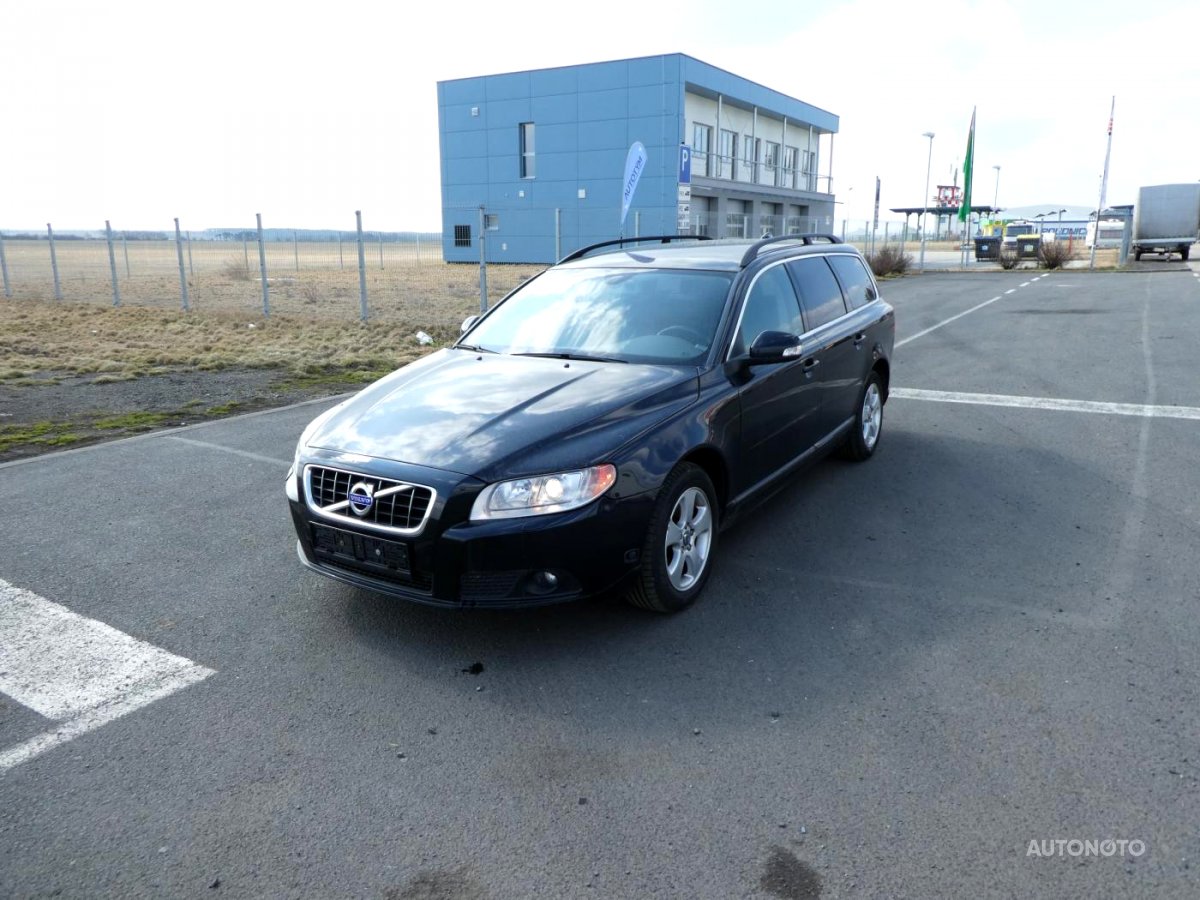 Volvo V70, 2010 - celkový pohled