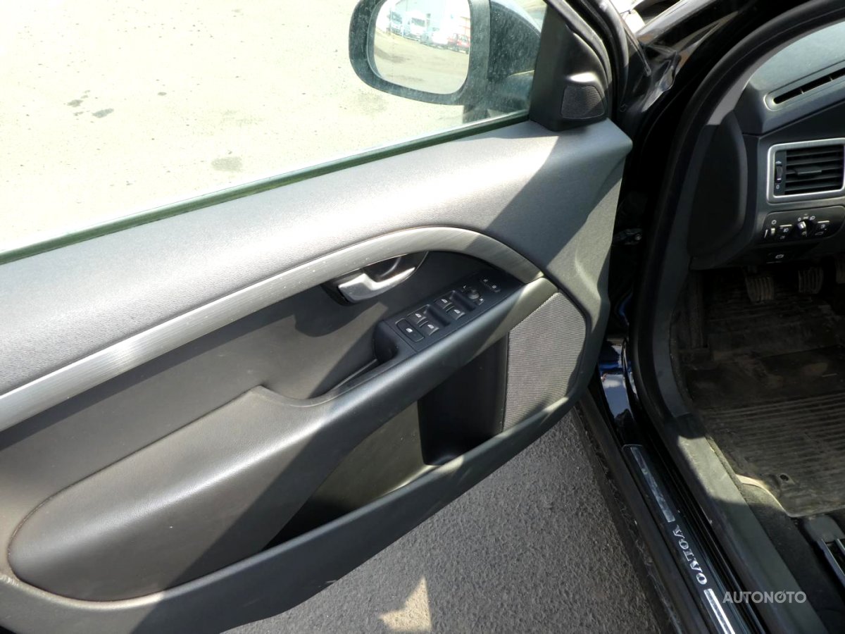 Volvo V70, 2010 - pohled č. 8