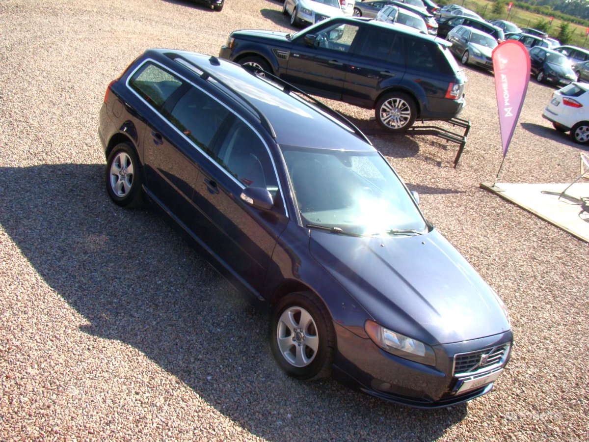 Volvo V70, 2010 - celkový pohled