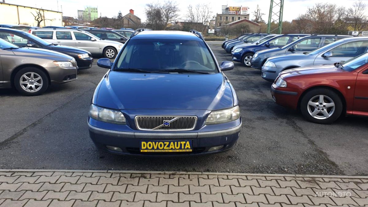Volvo V70, 2002 - pohled č. 2