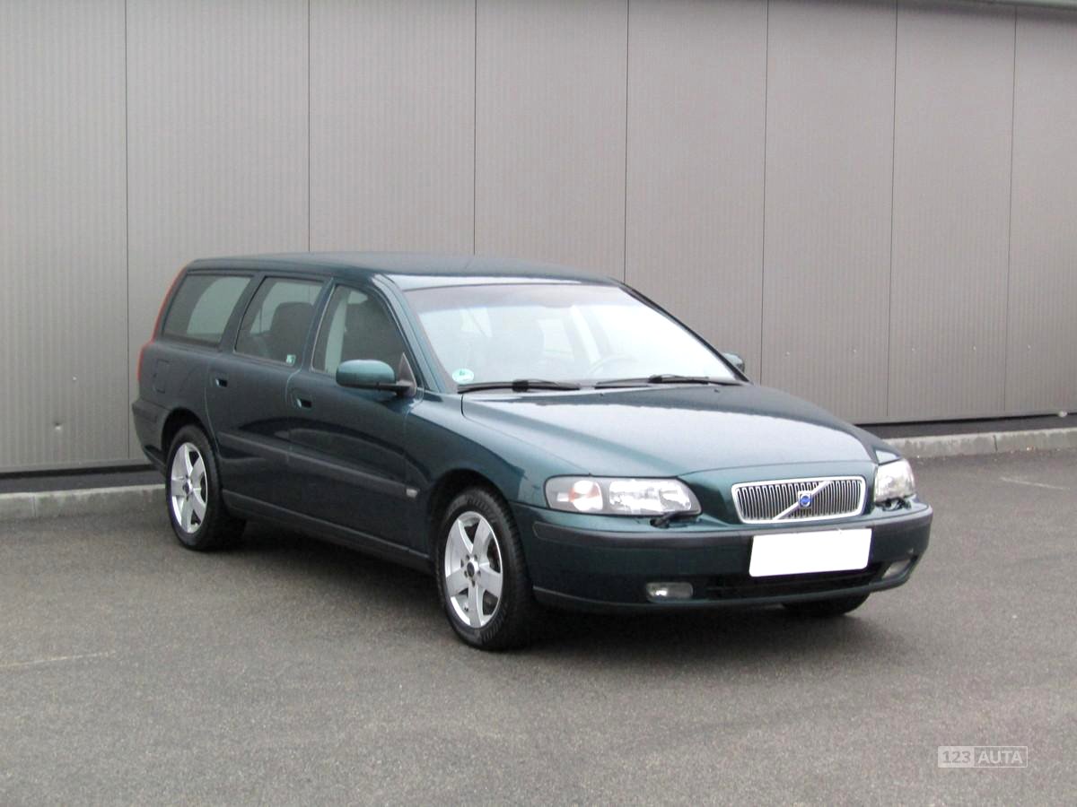 Volvo V70, 2003 - celkový pohled