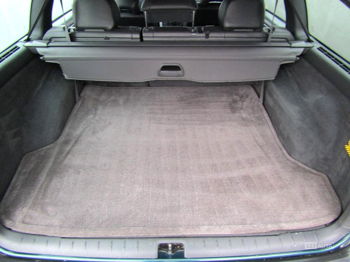 Volvo V70, 2003 - pohled č. 10