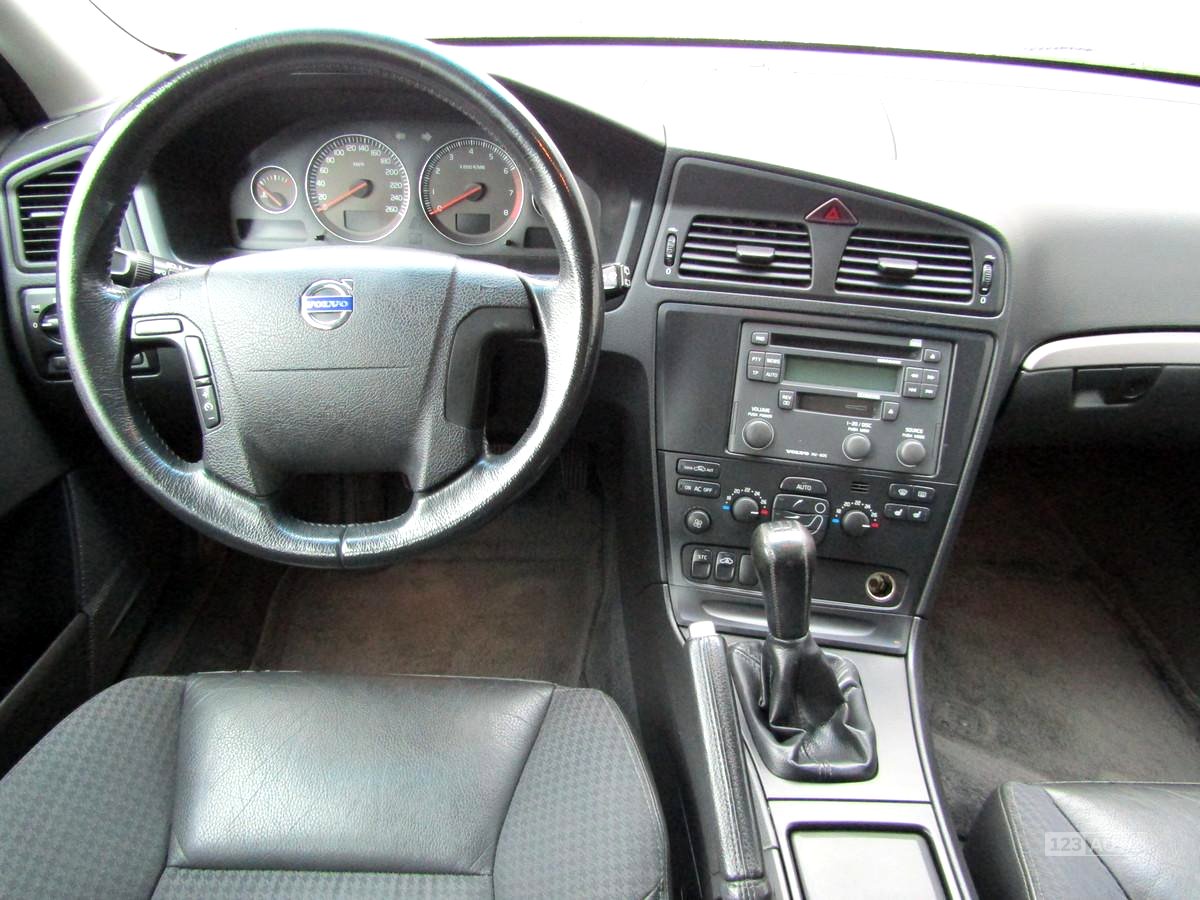 Volvo V70, 2003 - pohled č. 12