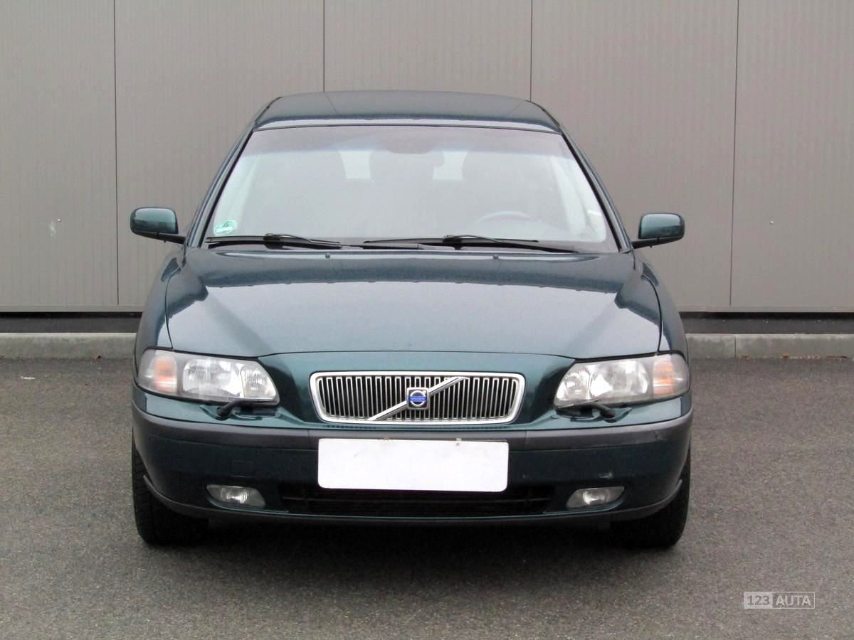 Volvo V70, 2003 - pohled č. 2