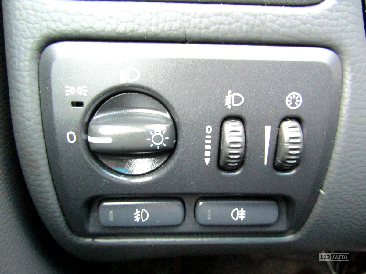 Volvo V70, 2003 - pohled č. 20